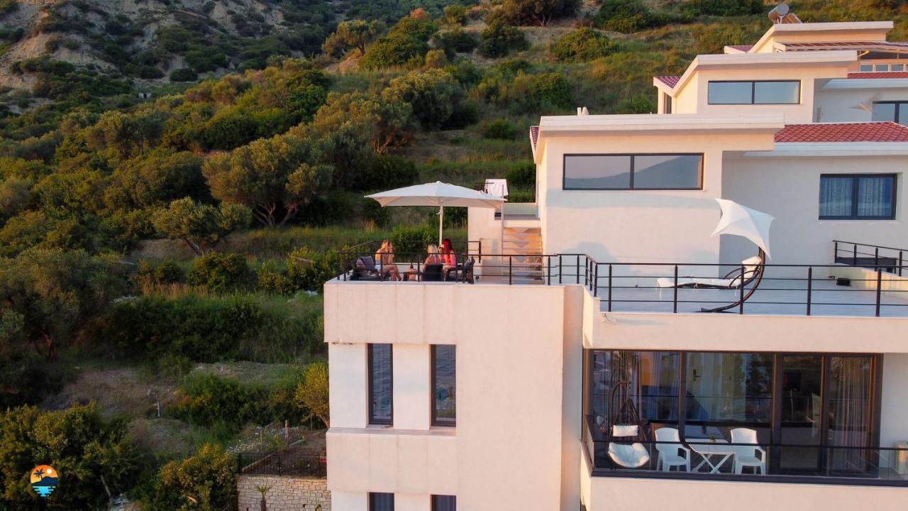 Sunny Hill Residence Radhimë Exterior foto